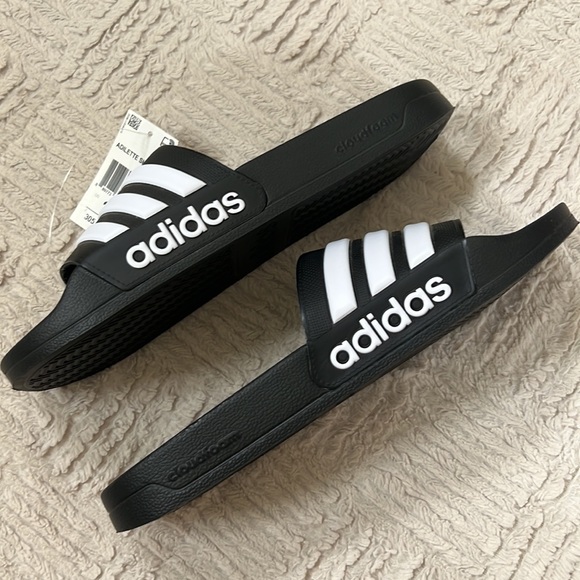 Adidas Size 12 black white Adilette Shower shoes sandals slides - Picture 2 of 16